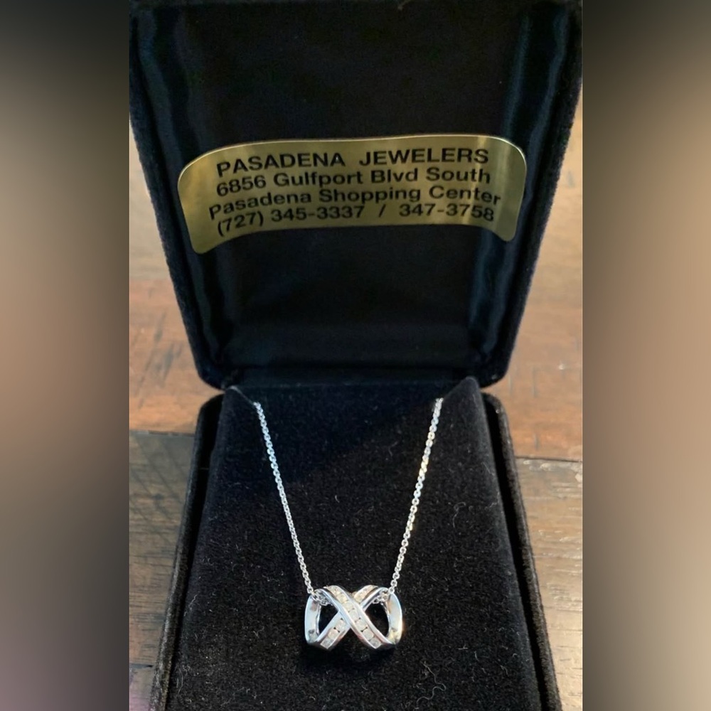 Elegant White Gold Infinity Necklace